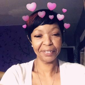 Meet your Posher, Lynette